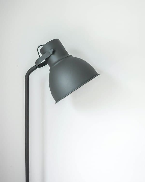 Lampadaire liseuse
