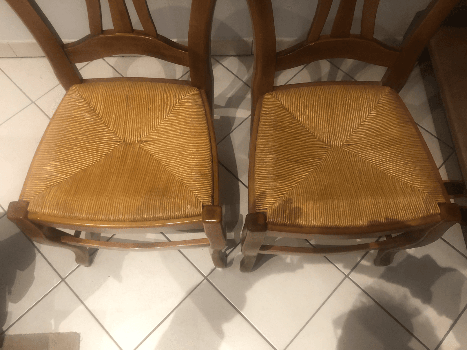 Lot de 2 chaises bois et paille — photo 2