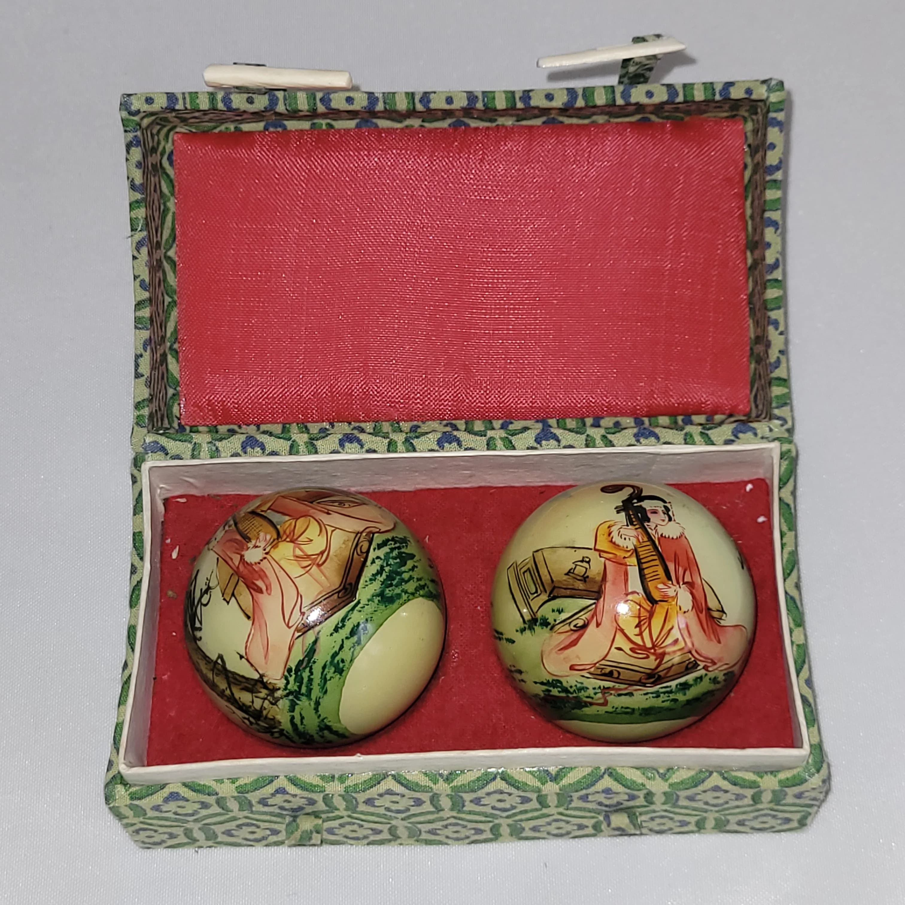 Boules de relaxation chinoises peintes