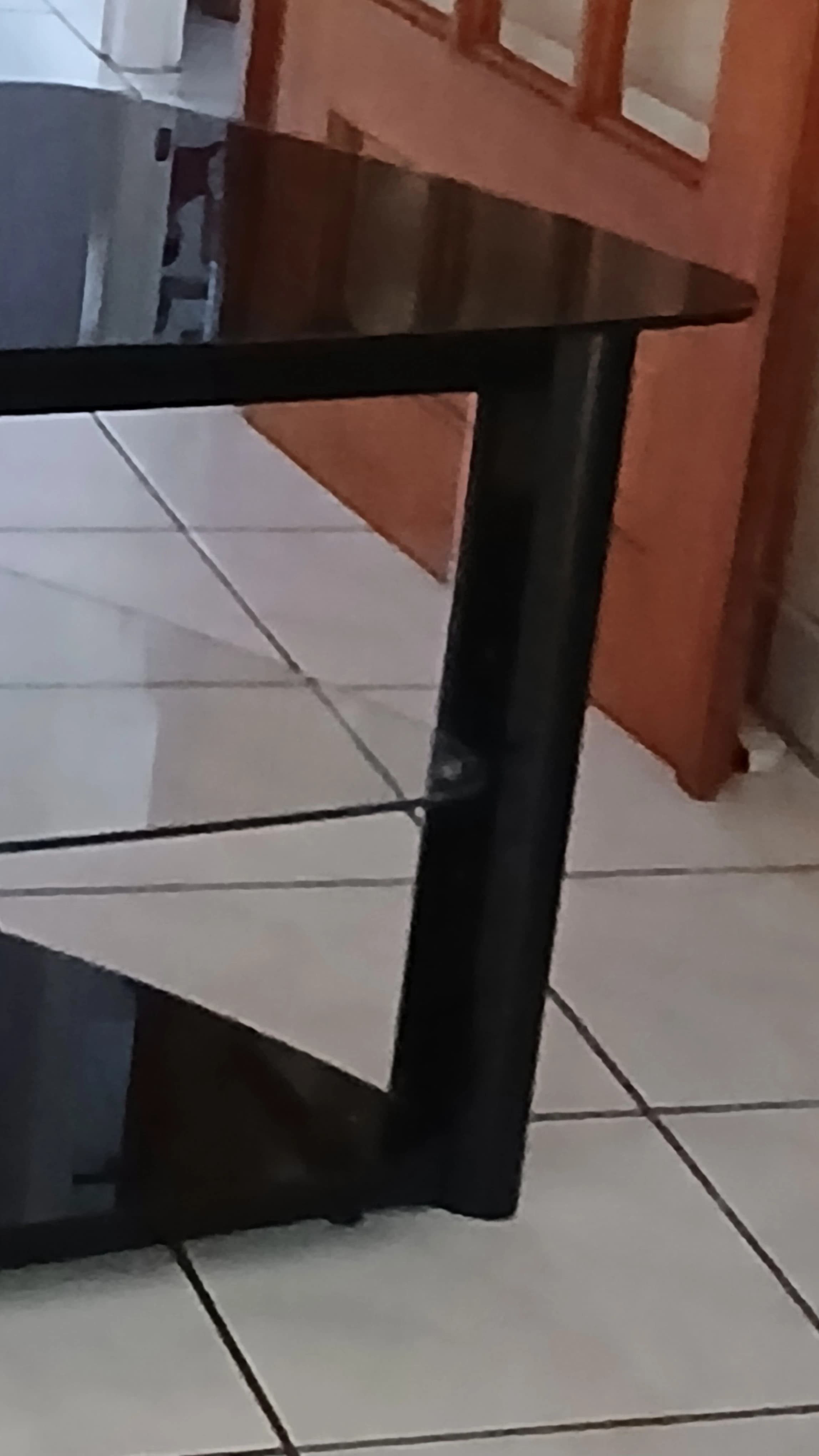 Meuble TV noir en verre trempé et métal — photo 4