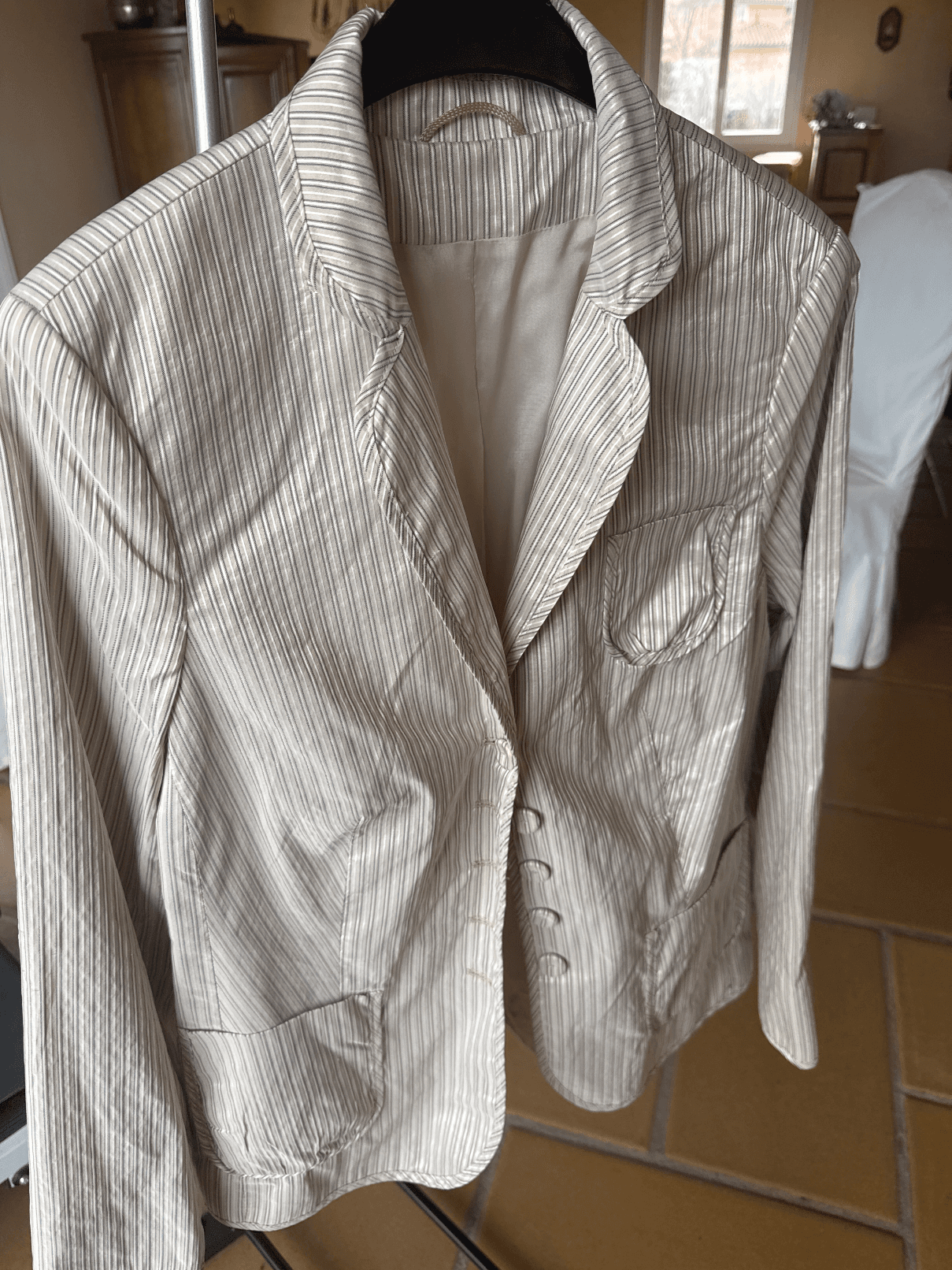 Blazer femme à rayures beiges et blanches