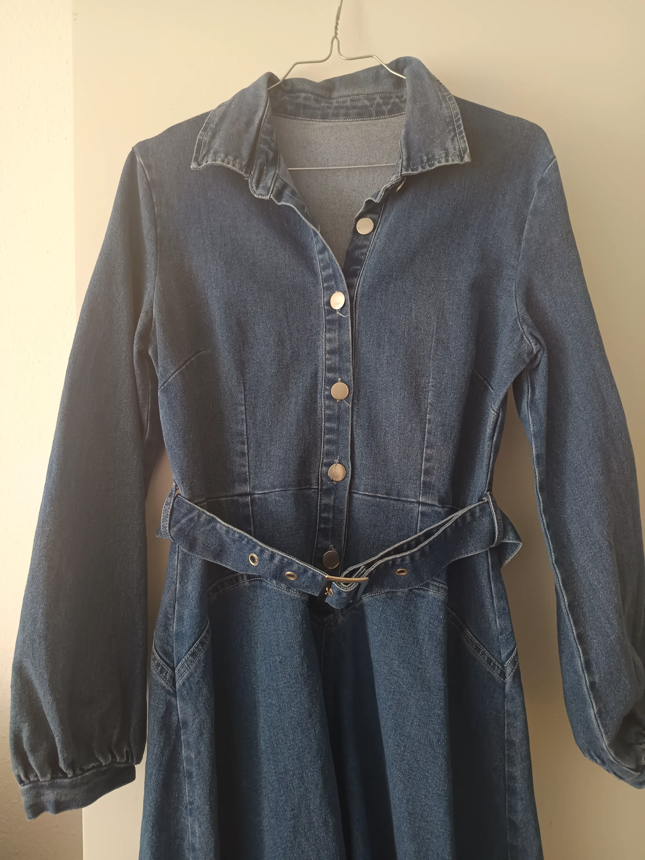 Robe longue en jean à ceinture — photo 3