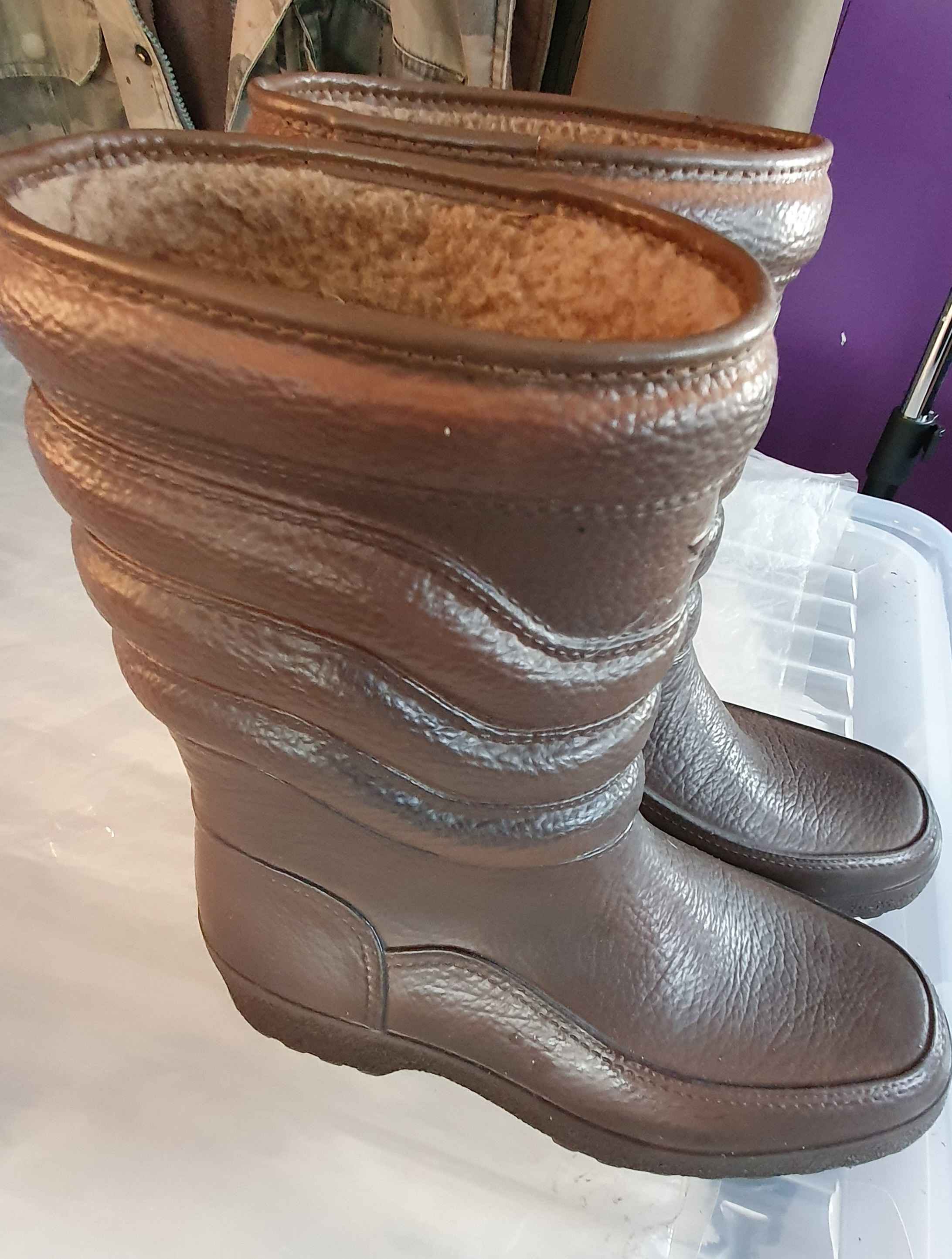 Bottes de pluie fourrées marron — photo 1