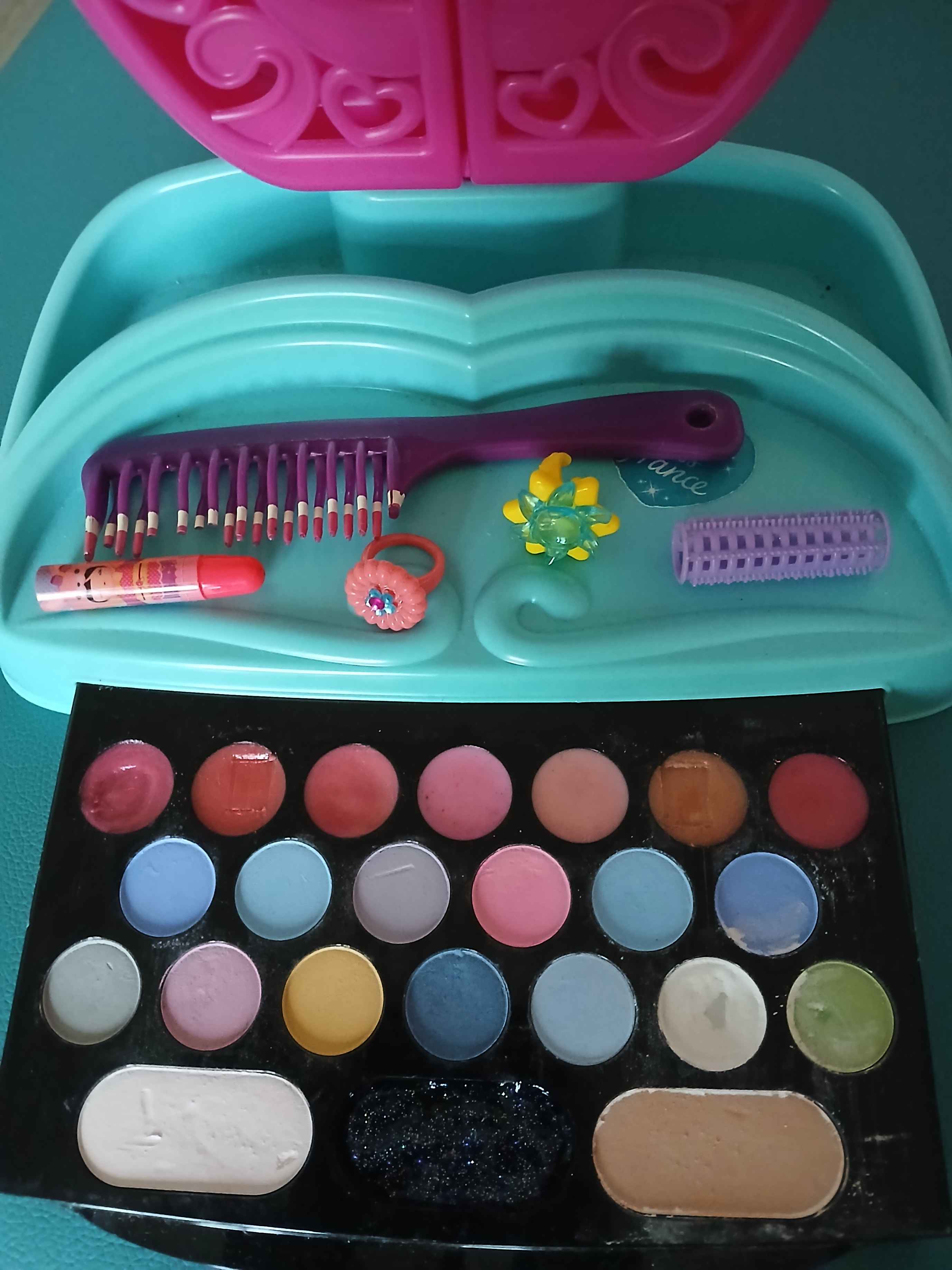 Miroir Maquillage coiffure fille