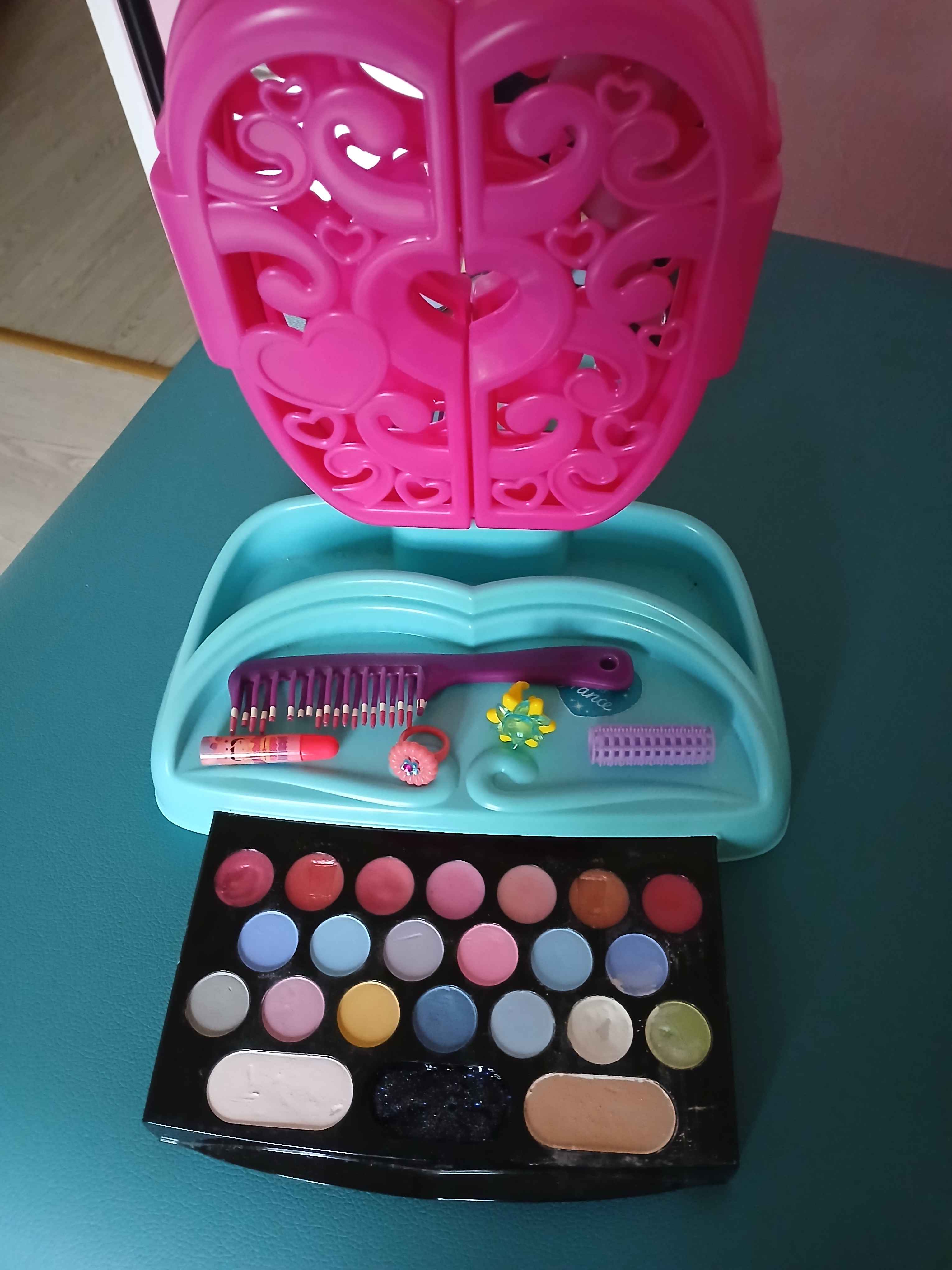Miroir Maquillage coiffure fille — photo 2