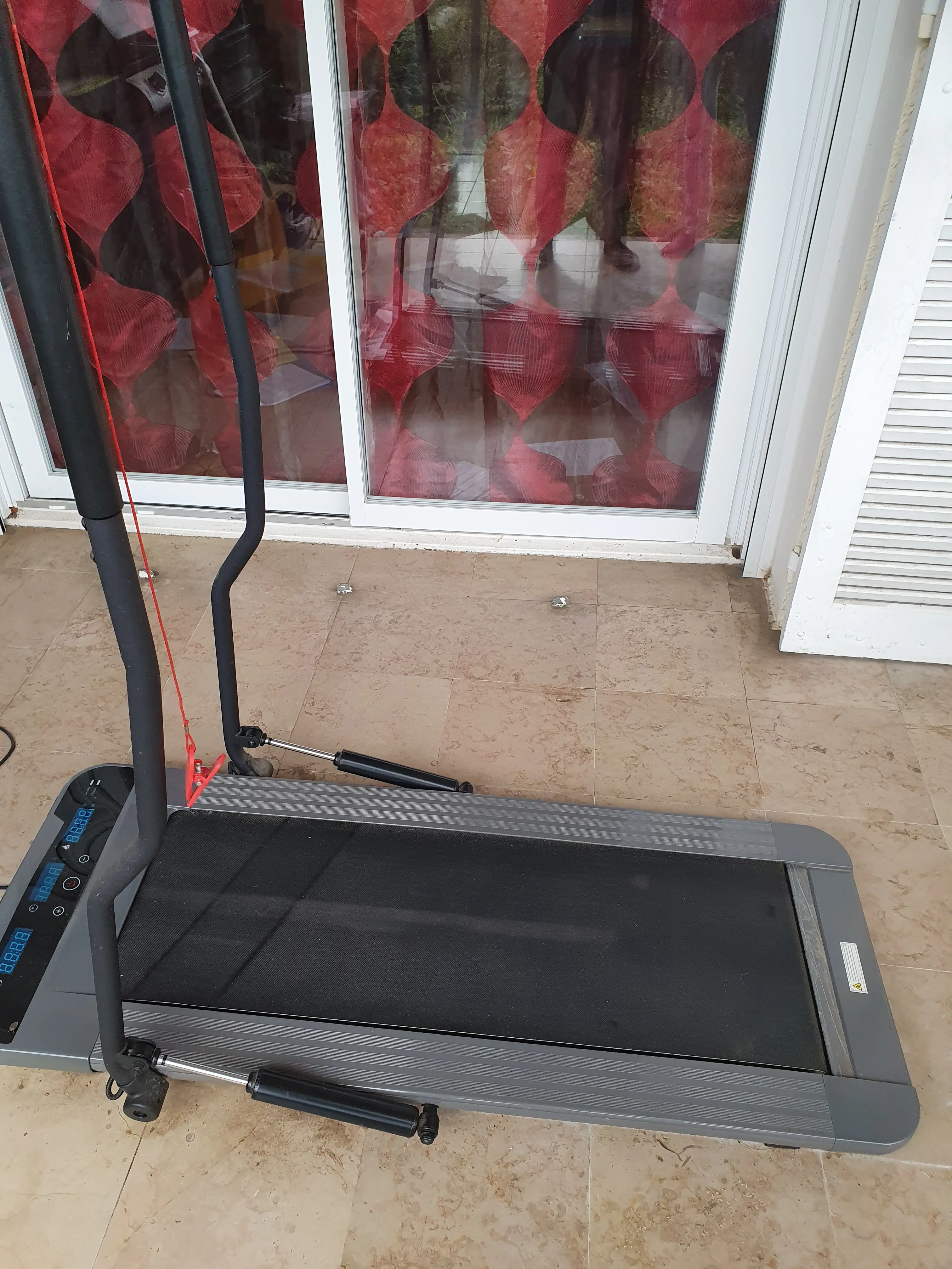 Tapis de course pliable compact — photo 1