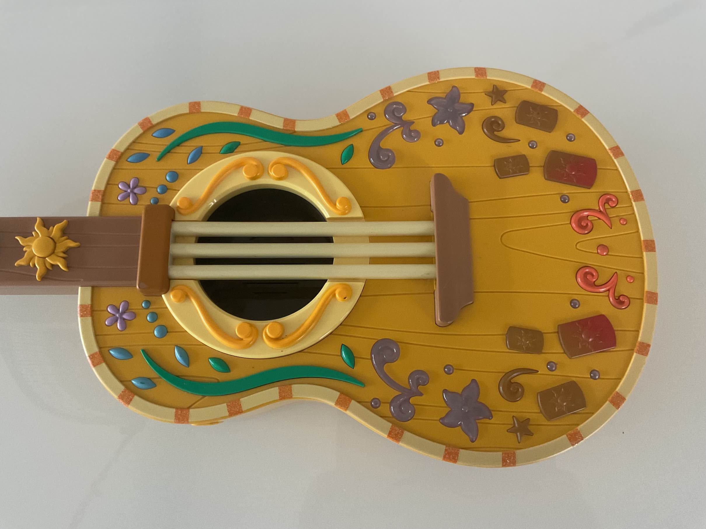 Guitare jouet Enchevêtrés Disney Raiponce