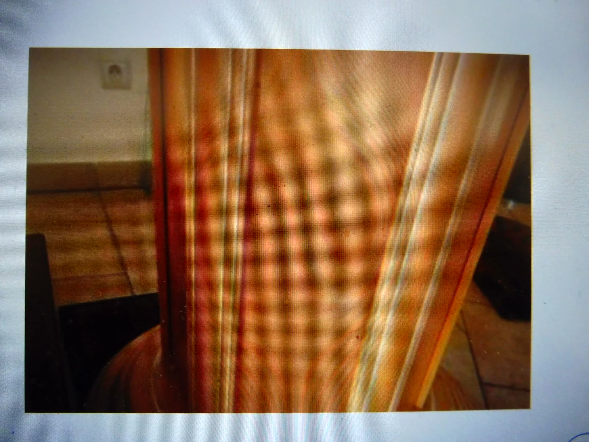 Table basse design bois clair — photo 4